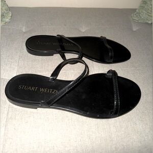 Stuart Weitzman Sawyer Rubber Sandals | EUC | Size 8 in women’s | Black |